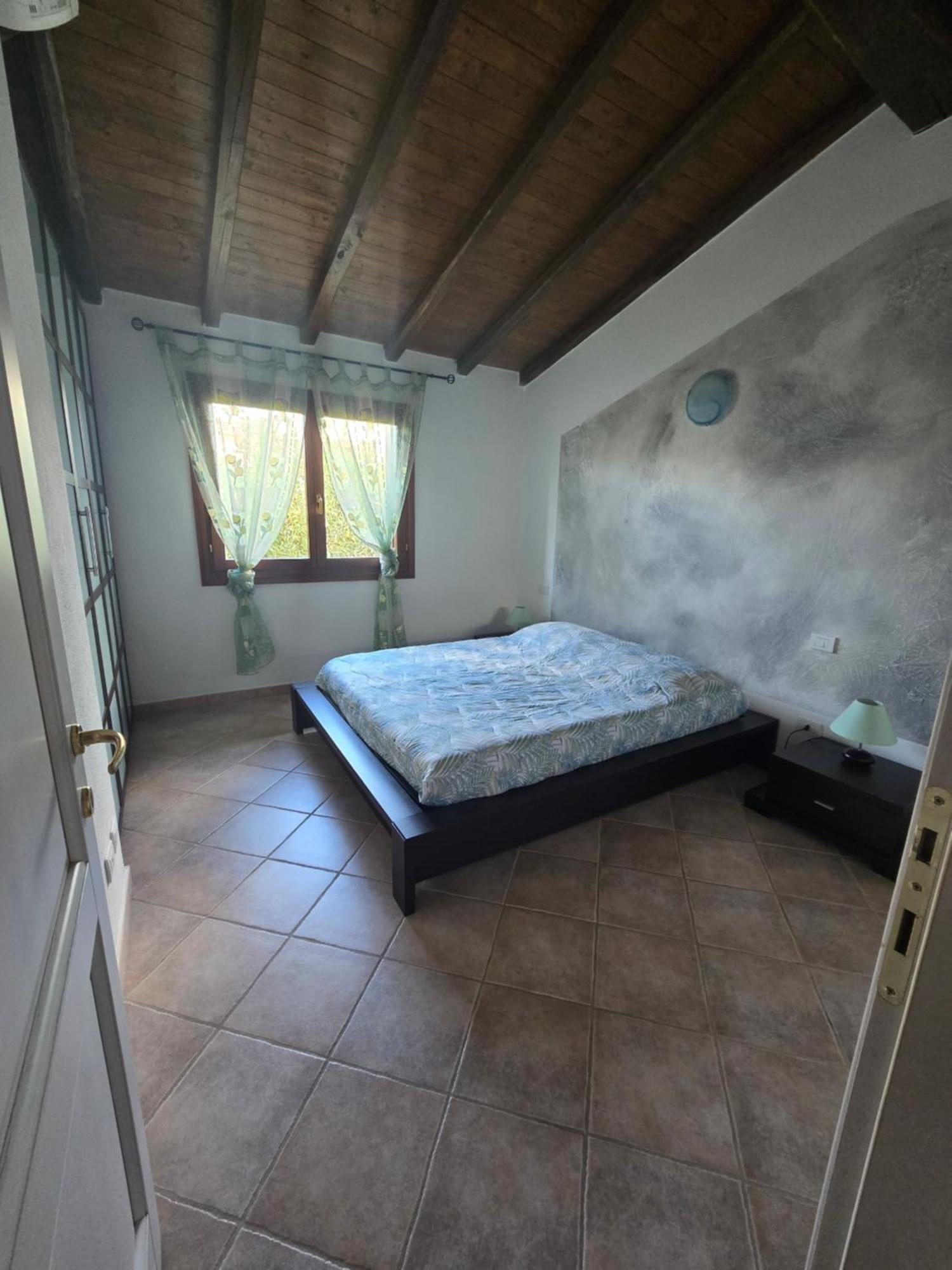 Trilocale Climatizzato L'Oleandro Tanaunella Zewnętrze zdjęcie